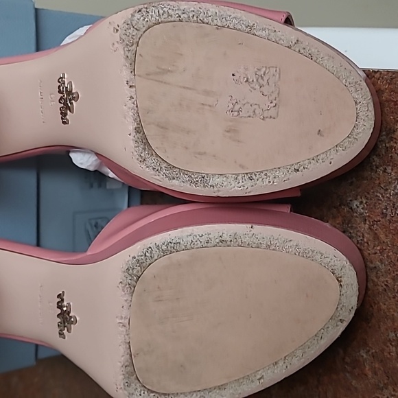 Authentic prada shoes/ slightly worn - Picture 8 of 10